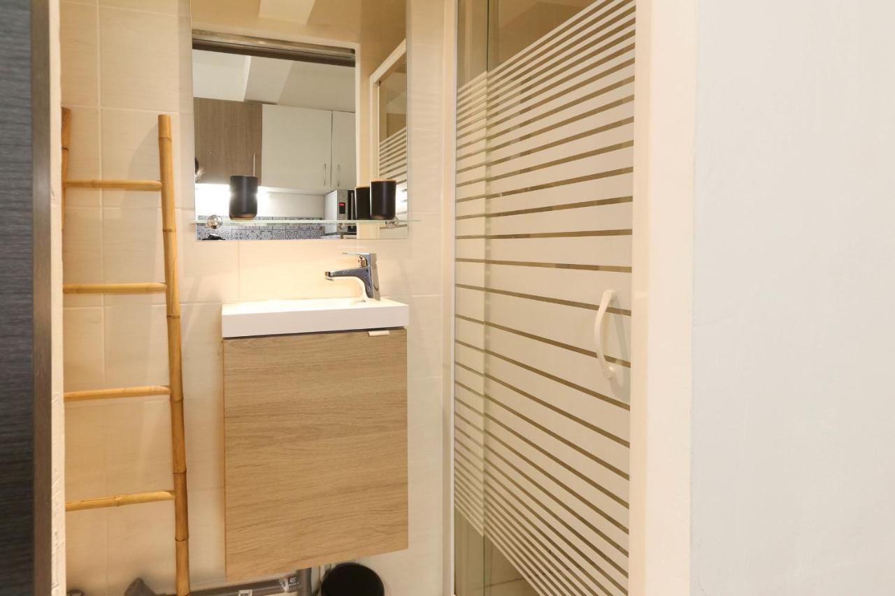 Small And Functional Studio In A Charming Residence - Benakey Cannes Eksteriør billede